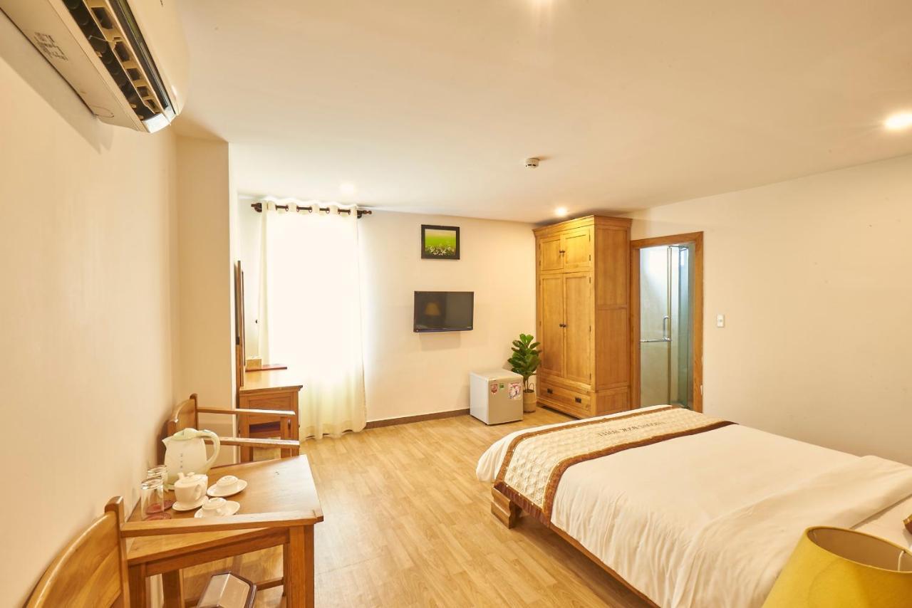 Sai Gon'S Book Hotel - The Airport Front Ho Chi Minh City Bagian luar foto