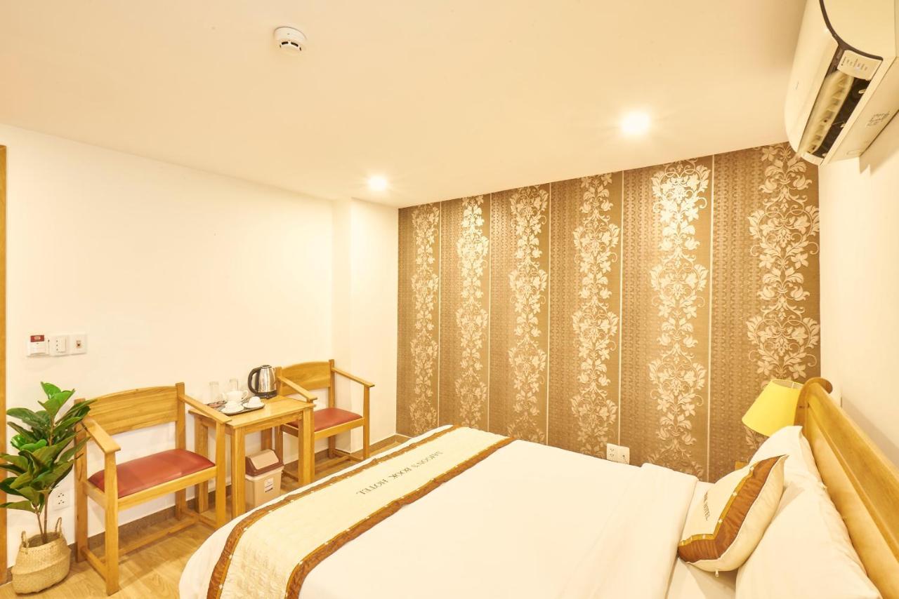 Sai Gon'S Book Hotel - The Airport Front Ho Chi Minh City Bagian luar foto